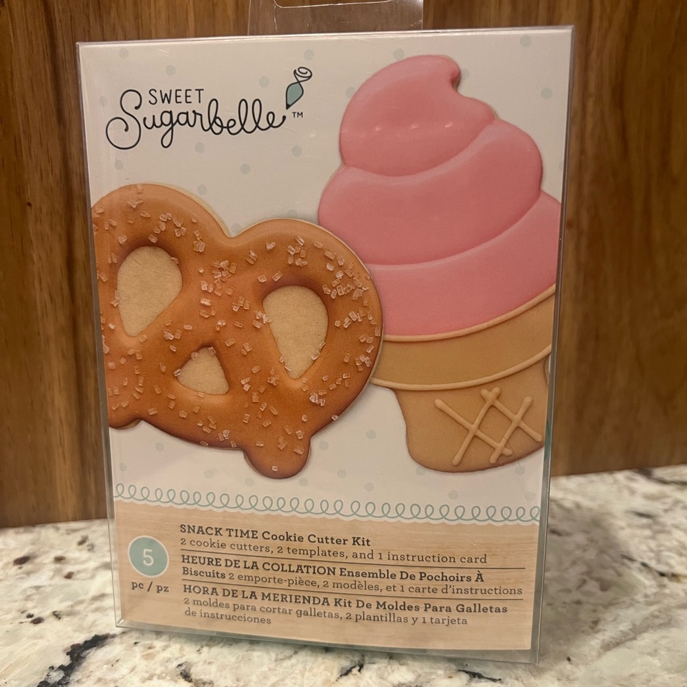 Snack Time Cookie Cutter Kit - Pink and Brown